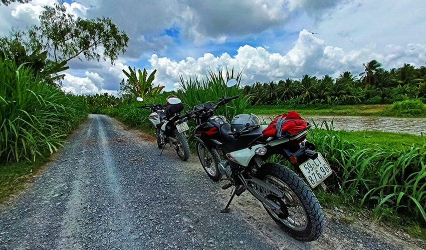 Travel-by-motorbike-Mekong-Delta