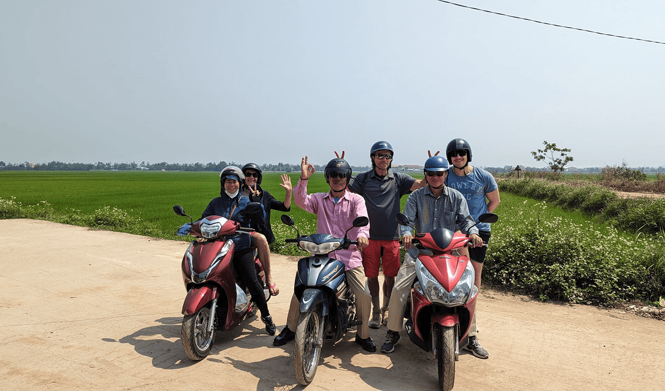 Hoi An Scooter Tour with Handicraft Experience