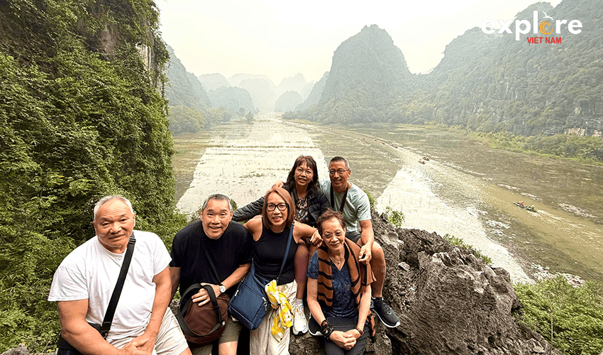 Explore-Vietnam