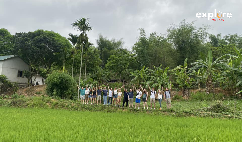 Explore-Vietnam
