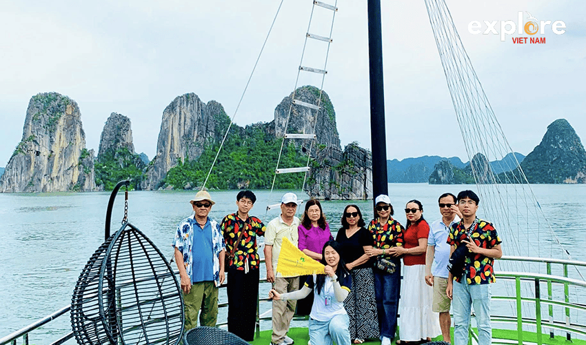 Explore-Vietnam